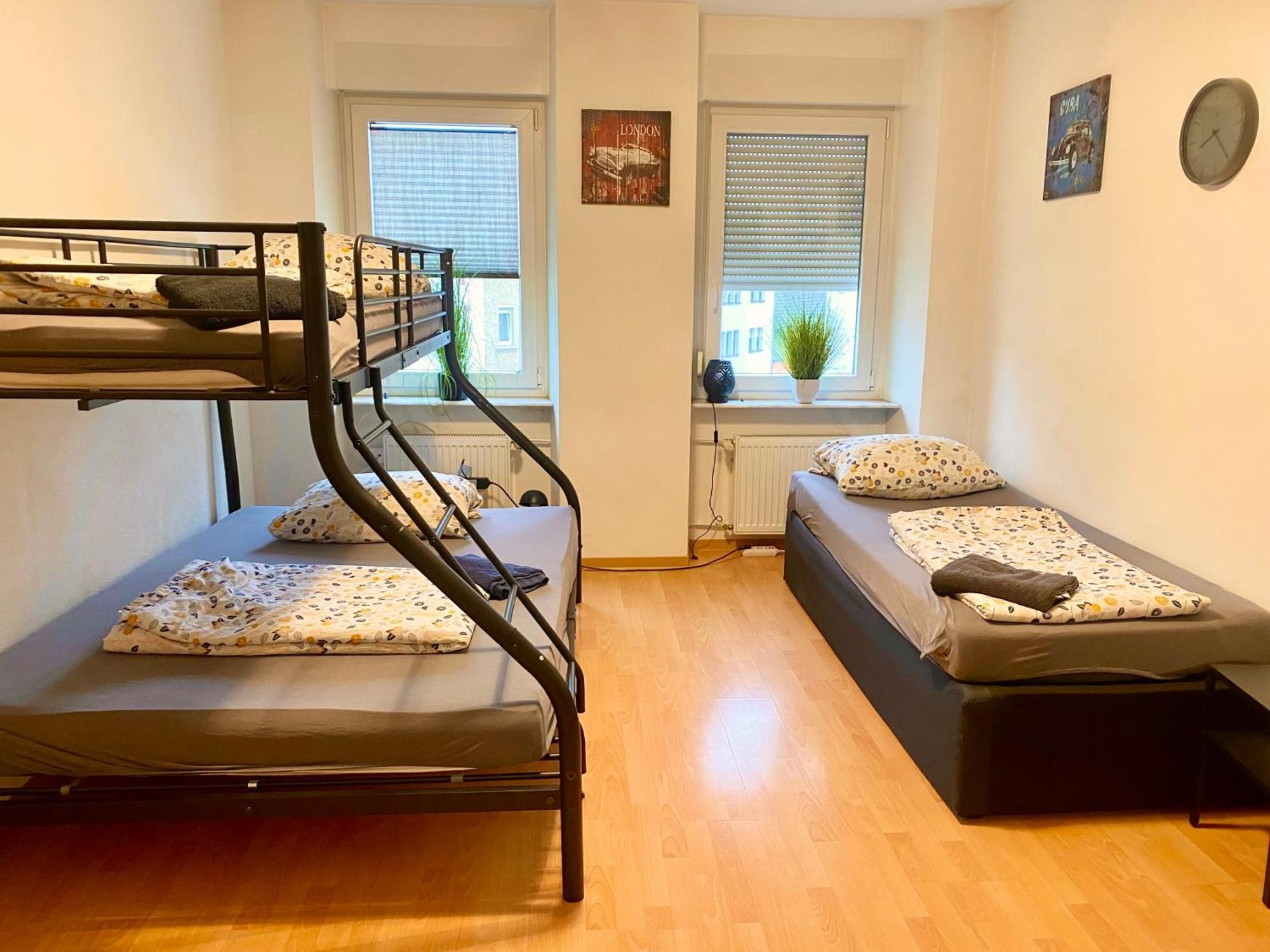 Apartments Lissy I Und II Neunkirchen  Εξωτερικό φωτογραφία